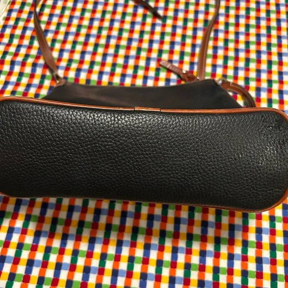 Dooney & Bourke Pebble Grain Crossbody - Picture 4 of 6